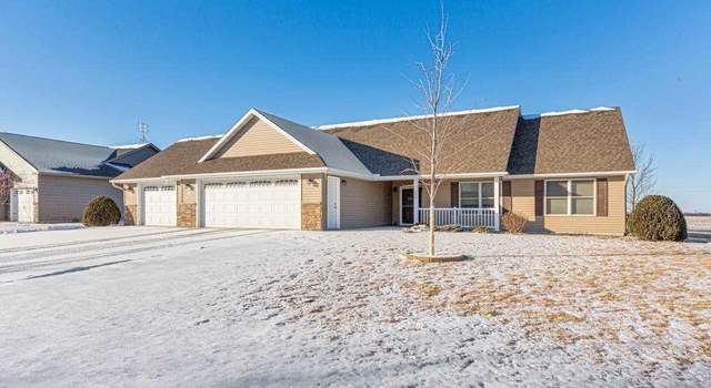 Photo of 104 Harbor Hill Dr, Mankato, MN 56001