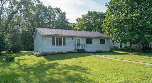 Photo of 320 N Rice St, Kasota, MN 56050