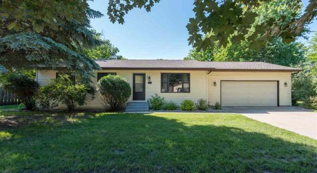 Photo of 1719 Green Acres Dr, North Mankato, MN 56003