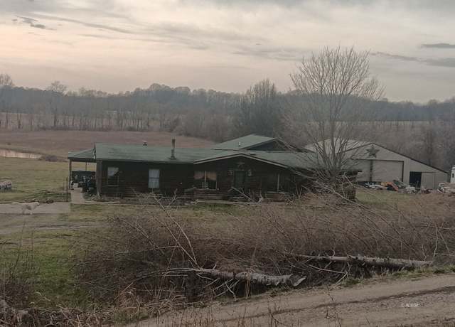 Property at 12183 Young Rd, Amanda, OH 43102, 4 beds, 3 baths
