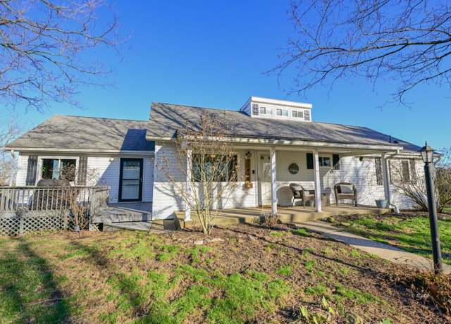 Property at 11845 Peach Ridge Rd, Athens, OH 45701, 4 beds, 3 baths