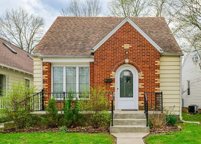 Property at 18 Ohio Ave, Athens, OH 45701, 4 beds, 2 baths