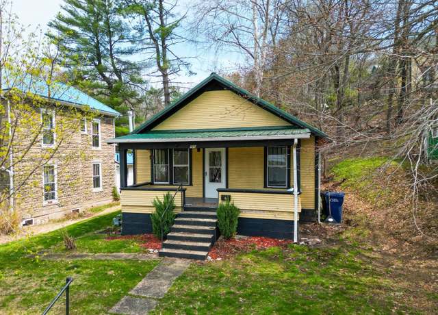 Property at 86 N Shafer St, Athens, OH 45701, 2 beds, 1 bath