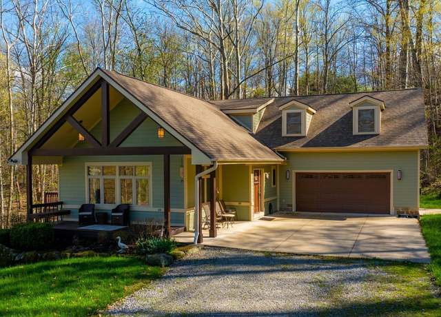 Property at 14200 Kincade Rd, Athens, OH 45701, 3 beds, 2.5 baths
