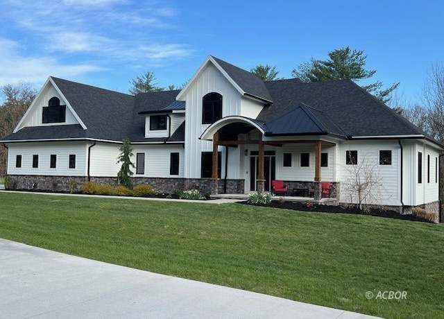 Property at 8231 ST RT 56 Hwy, Athens, OH 45701, 4 beds, 3.5 baths