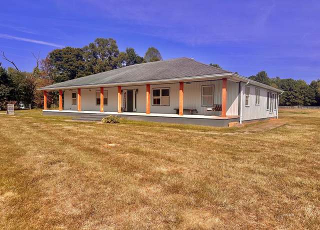 Property at 10250 Poplar Dr Dr, Glouster, OH 45732, 3 beds, 3 baths