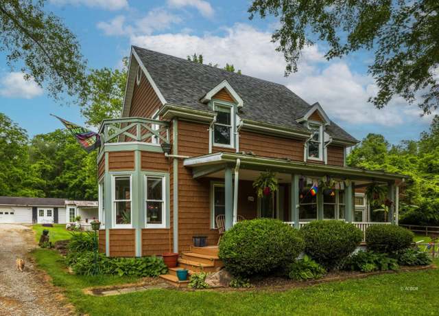 Property at 6475 Radford Rd, Athens, OH 45701, 3 beds, 2.5 baths