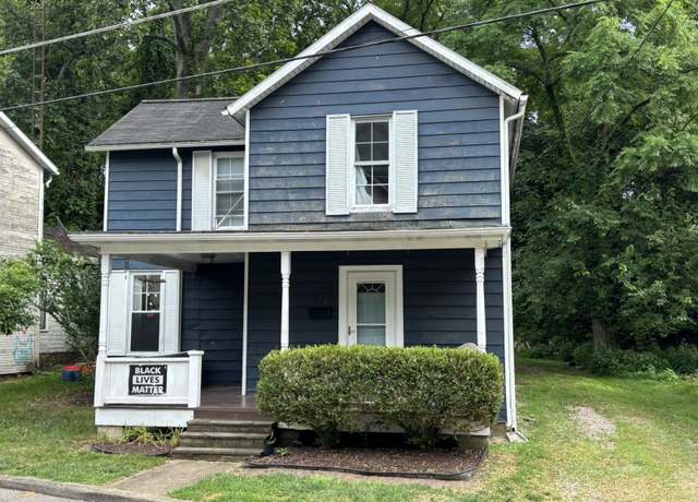 Property at 27 Brown St, Athens, OH 45701, 3 beds, 1.5 baths