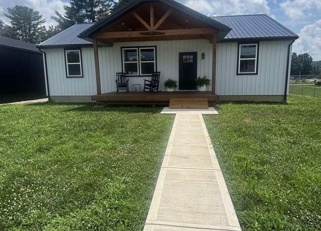 Property at 4865 Imperial St, Nelsonville, OH 45764, 3 beds, 2 baths