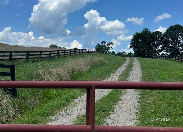 Property at 3303 Sand Hill Rd, Wellston, OH 45692