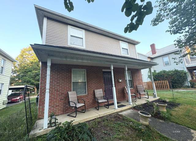 Property at 87 Central Ave, Athens, OH 45701, 5 beds, 1.5 baths