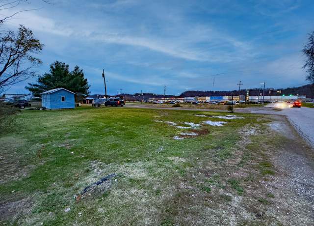 Property at 24 Smithers Avenue Ave, Gallipolis, OH 45631
