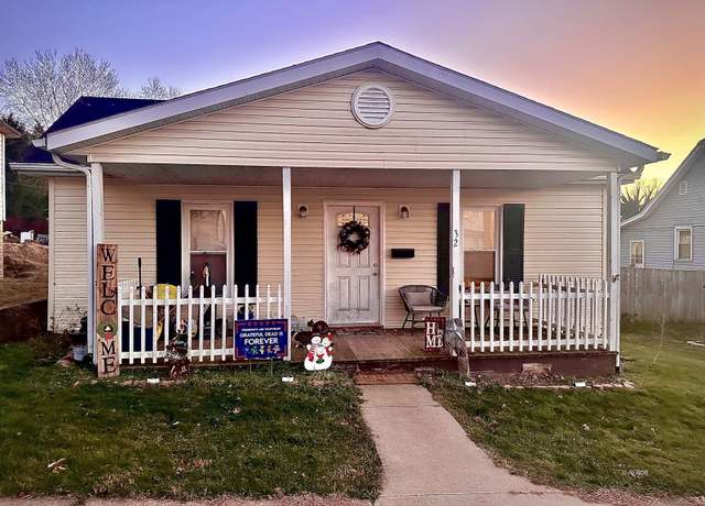 Property at 32 New St, Glouster, OH 45732, 2 beds, 1 bath