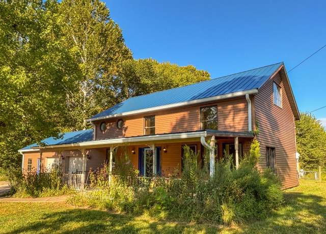 Property at 10313 Porter Ln, Athens, OH 45701, 2 beds, 2 baths