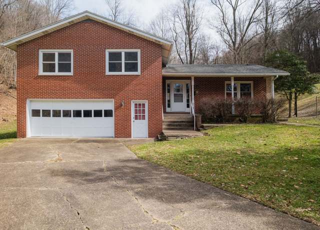 Property at 213 Mulberry Avenue Ave, Pomeroy, OH 45769, 4 beds, 2.5 baths