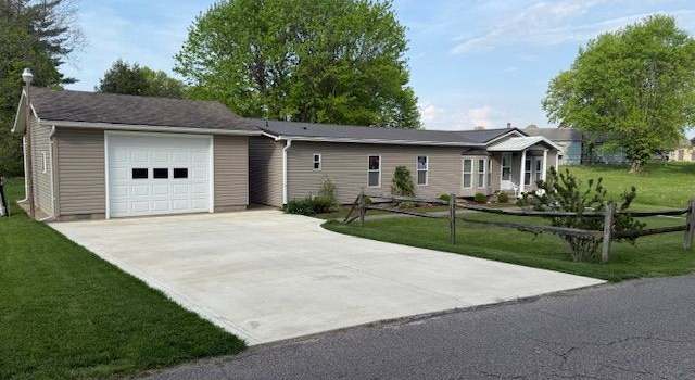 Photo of 39 E First St, The Plains, OH 45780