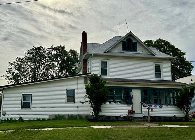 Property at 941 State Route 58, Ashland, OH 44805, 5 beds, 2.5 baths