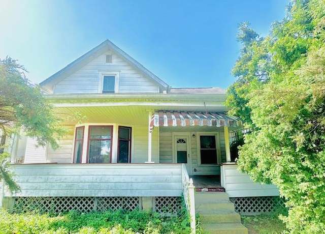Property at 347 East 4th St, Ashland, OH 44805, 3 beds, 1.5 baths