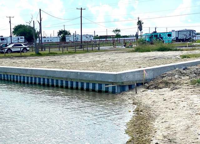 Property at 134 Dead Ends Dr, Rockport, TX 78382
