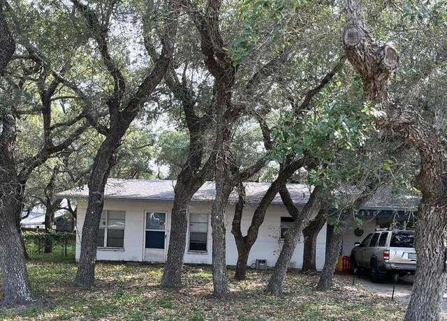 Property at 1123 Red Bird Dr, Rockport, TX 78382, 2 beds, 2 baths