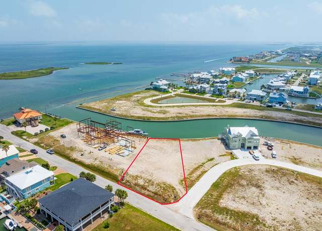 Property at 303 Estes Dr, Rockport, TX 78382