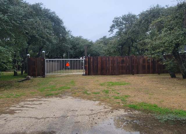 Property at 1005 N Ann St, Rockport, TX 78382