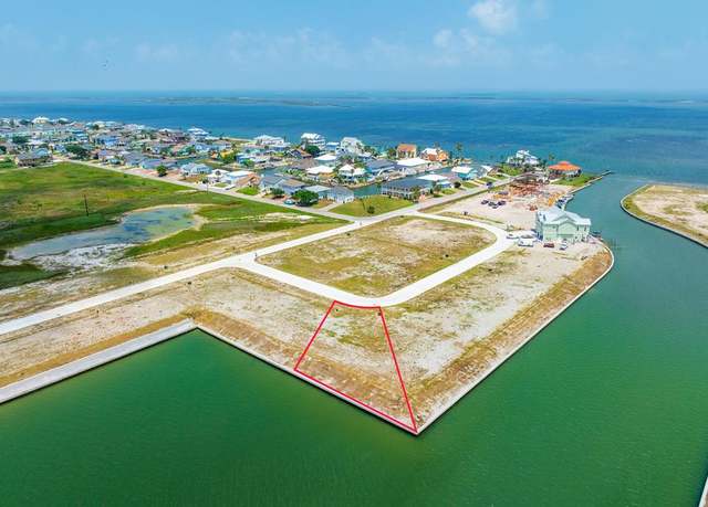 Property at 1033 Saint Kitts Dr, Rockport, TX 78382