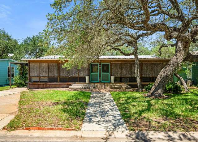 Property at 1908 Glass Ave, Rockport, TX 78382, 4 beds, 4.5 baths