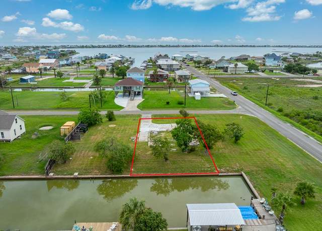 Property at 315 E Speckled Trout Ln, Rockport, TX 78382
