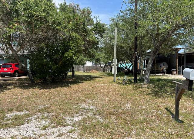 Property at 724 N Kossuth, Rockport, TX 78382
