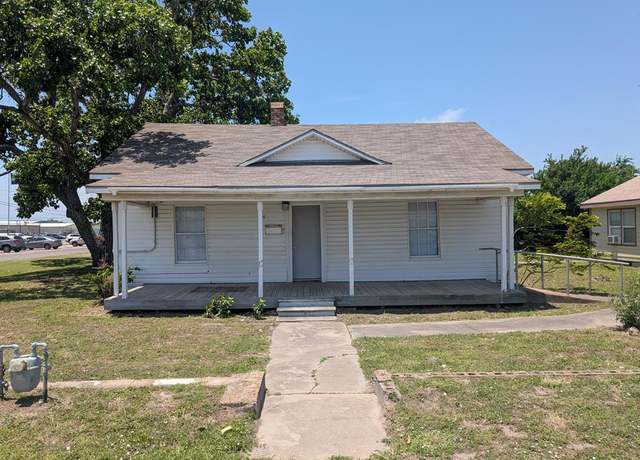 Property at 401 N Church St, Rockport, TX 78382, 3 beds, 1.5 baths