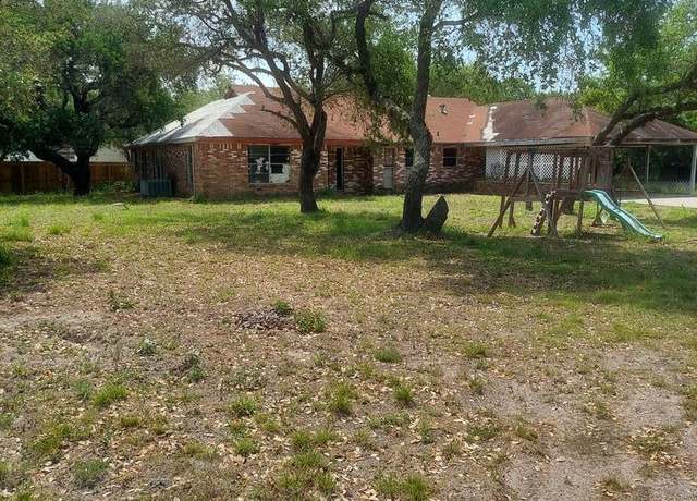Property at 150 Wishert Rd, Rockport, TX 78382, 3 beds, 2.5 baths