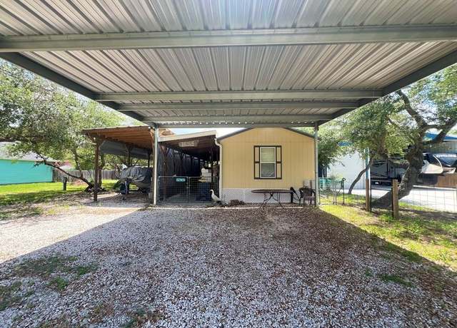 Property at 716 N Kossuth, Rockport, TX 78382, 2 beds, 2 baths