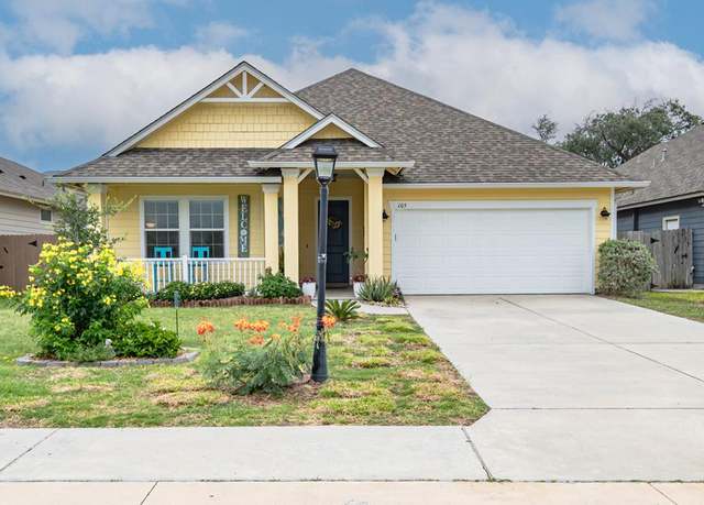 Property at 105 Shadow Moss Ln, Rockport, TX 78382, 4 beds, 3 baths