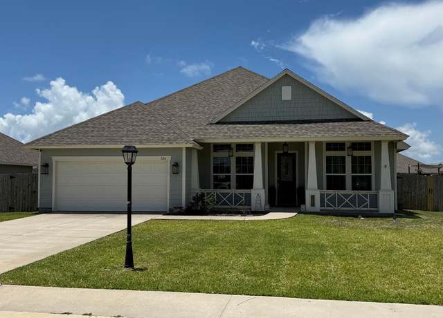 Property at 126 Dream Oak Dr, Rockport, TX 78382, 4 beds, 3 baths