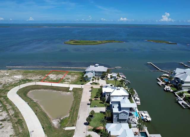 Property at 1004 North Isle Dr, Rockport, TX 78283