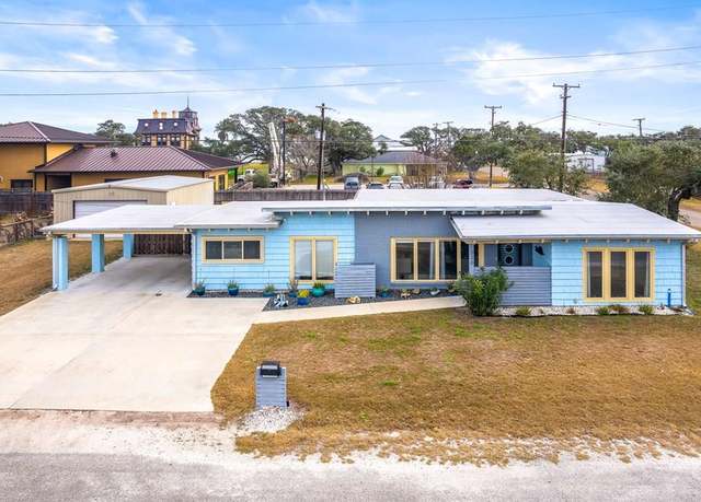 Property at 320 Timothy, Rockport, TX 78382, 4 beds, 3 baths