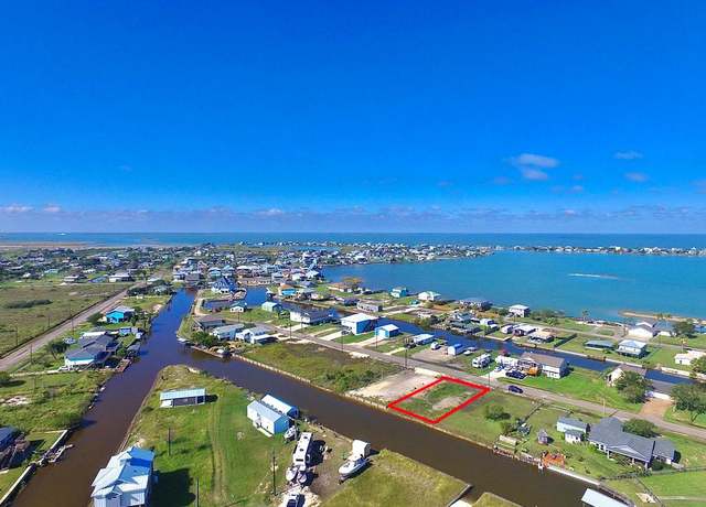 Property at 112 Canvas Back Ln, Rockport, TX 78382