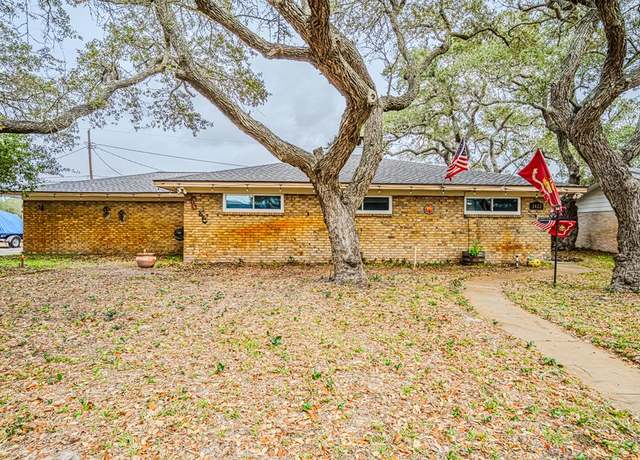 Property at 1422 Palm Dr, Aransas Pass, TX 78336, 3 beds, 2 baths