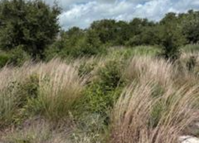 Property at 106 Logan Pkwy, Rockport, TX 78382