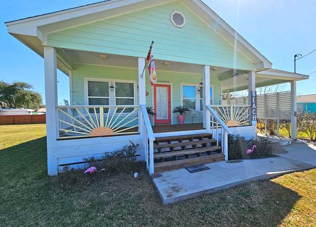 Property at 718 N Ann, Rockport, TX 78382, 2 beds, 2 baths