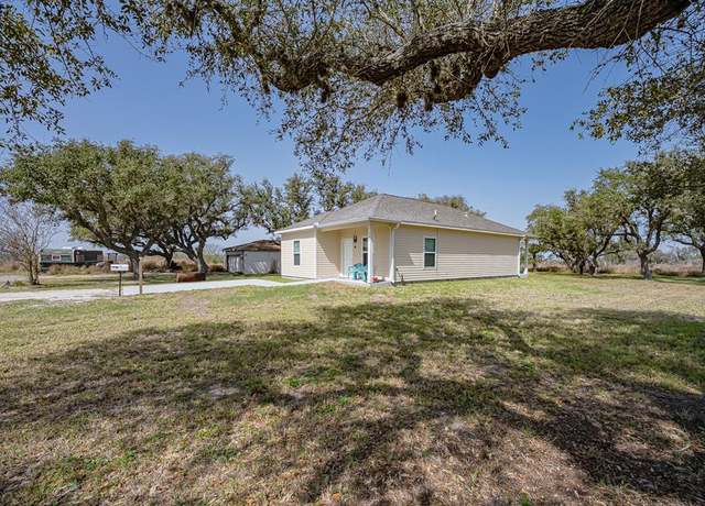 Property at 303 Old Salt Lake Rd, Rockport, TX 78382, 2 beds, 2 baths