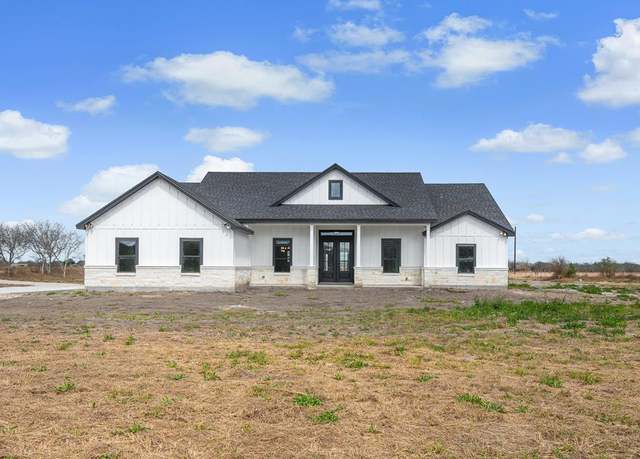 Property at 12706 County Road 1394, Sinton, TX 78387, 5 beds, 3.5 baths