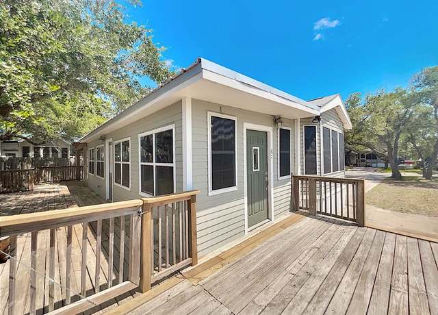 Property at 67 S Lake Dr, Rockport, TX 78382, 1 bed, 1 bath