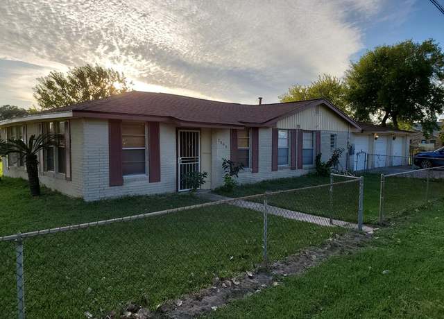 Property at 2609 W Highland, Ingleside, TX 78362, 3 beds, 1.5 baths