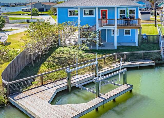 Property at 10 Clam Dr, Rockport, TX 78382, 4 beds, 3 baths