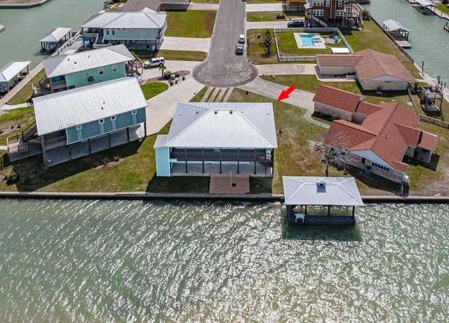 Property at 122 Bufflehead Ln, Rockport, TX 78382, 4 beds, 3 baths