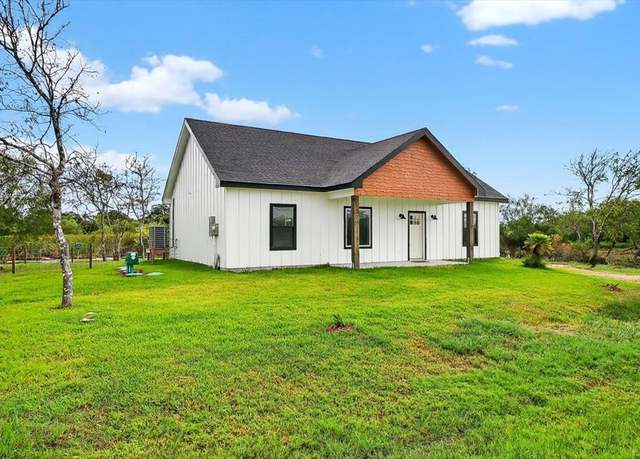 Property at 478 W Saint Charles Loop, Rockport(holiday Beach), TX 78382, 3 beds, 2 baths