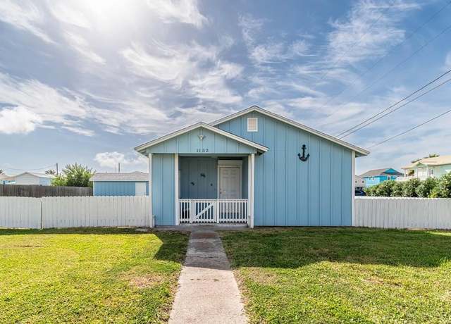 Property at 1132 S Church St, Rockport, TX 78382, 2 beds, 2 baths