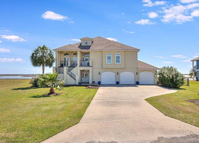 Property at 20 Southpointe Cir, Rockport, TX 78382, 6 beds, 4 baths